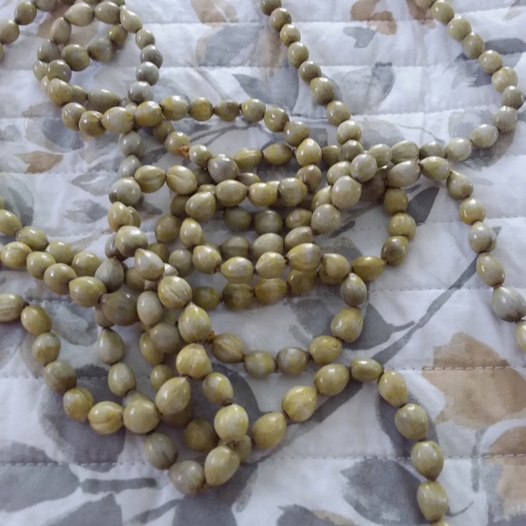 Kukui nut vintage 92" necklace/prayer beads - Picture 2 of 5